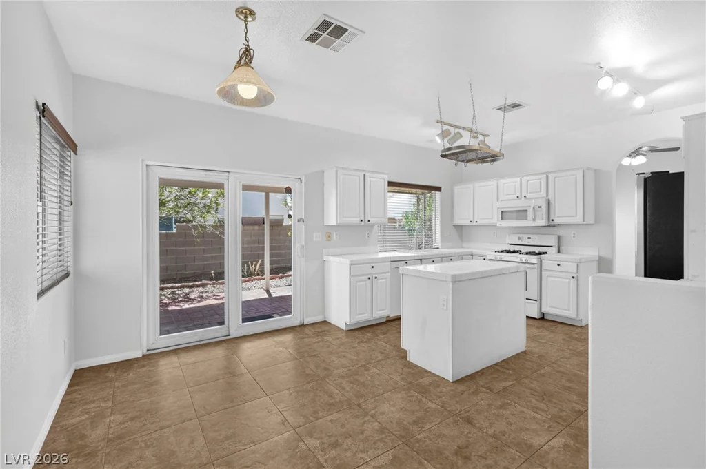 8521 Gold Flash, Las Vegas, NV 89129