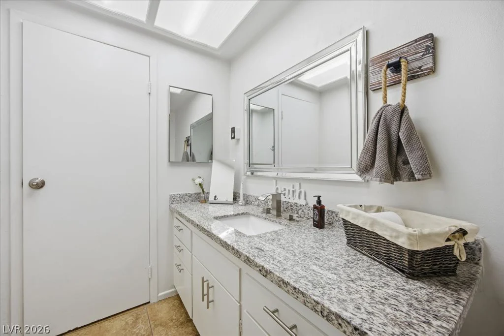 4207 Snead, Las Vegas, NV 89107