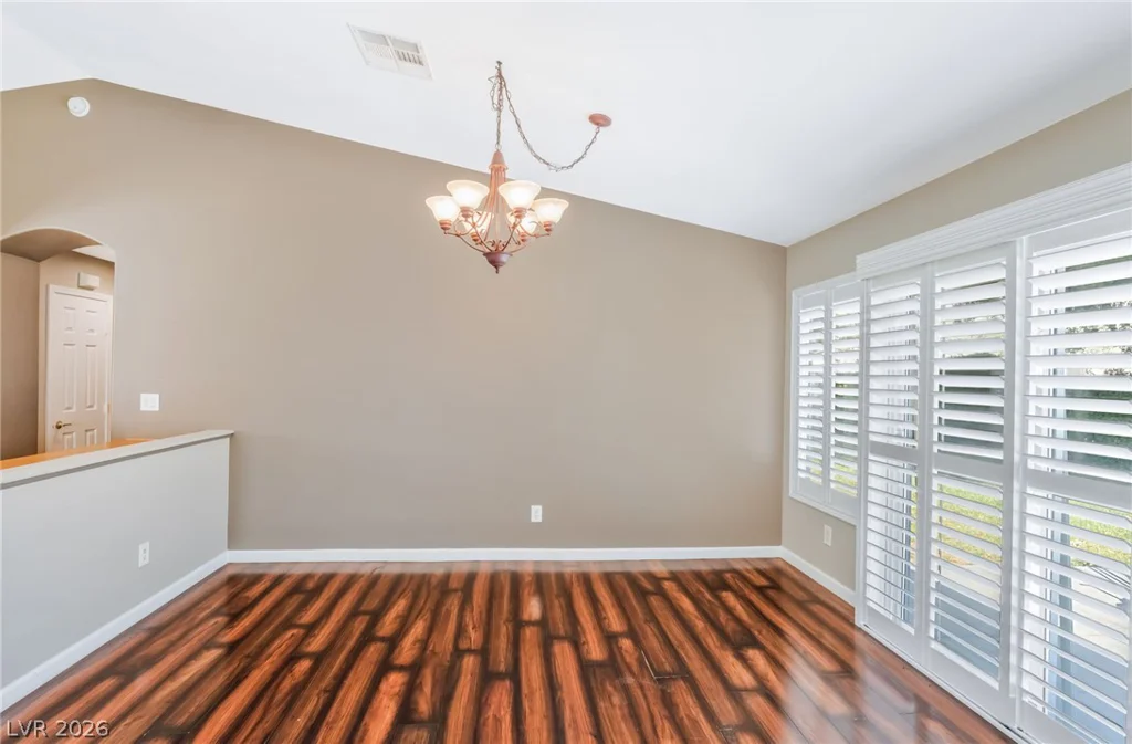 1811 Night Shadow, North Las Vegas, NV 89031
