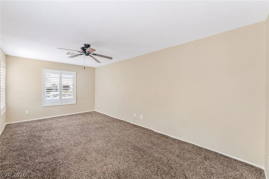 1811 Night Shadow, North Las Vegas, NV 89031