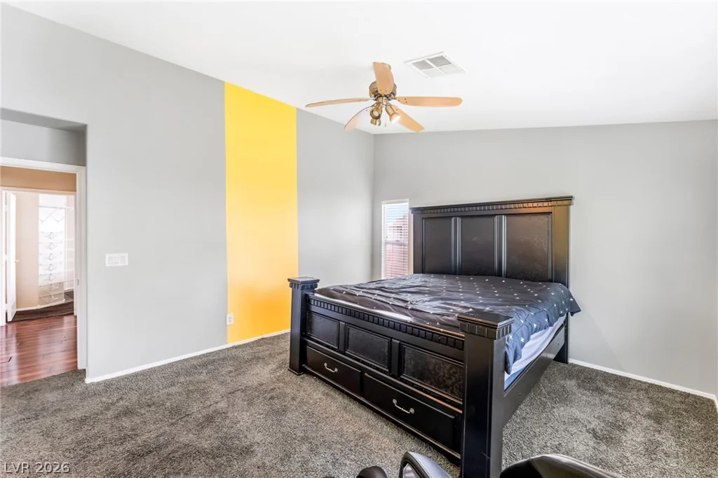 1811 Night Shadow, North Las Vegas, NV 89031