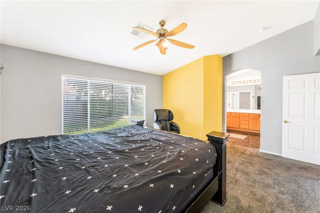 1811 Night Shadow, North Las Vegas, NV 89031