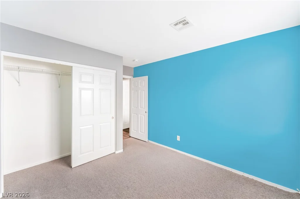 1811 Night Shadow, North Las Vegas, NV 89031