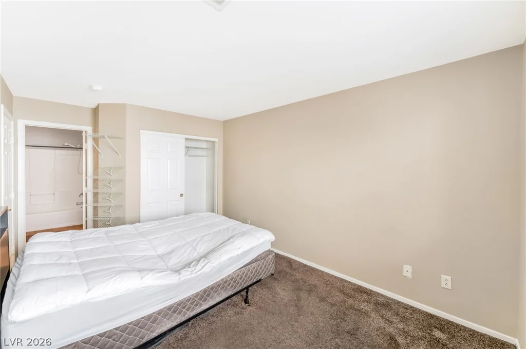 1811 Night Shadow, North Las Vegas, NV 89031