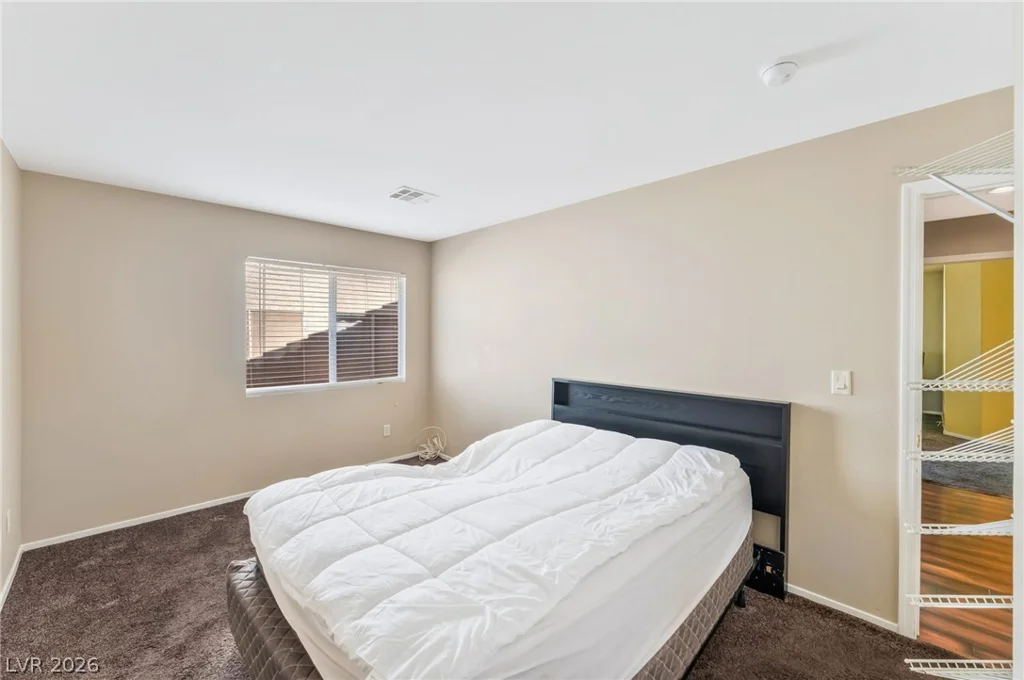 1811 Night Shadow, North Las Vegas, NV 89031