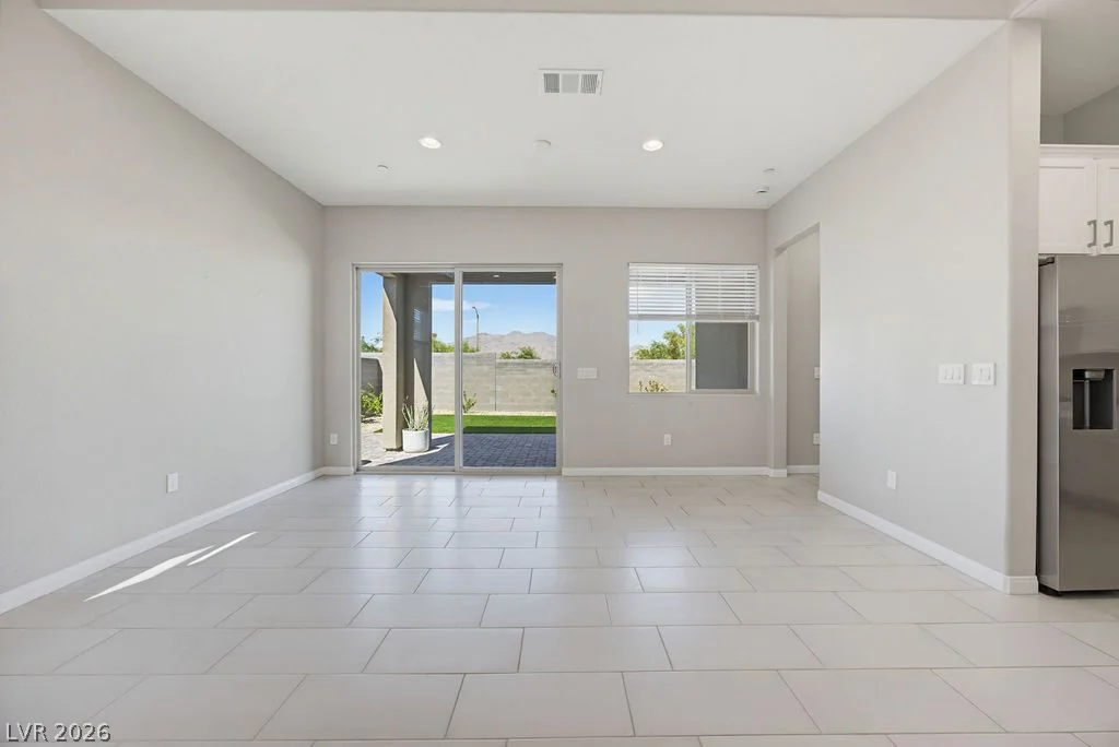 10198 Super Jovian, Las Vegas, NV 89143