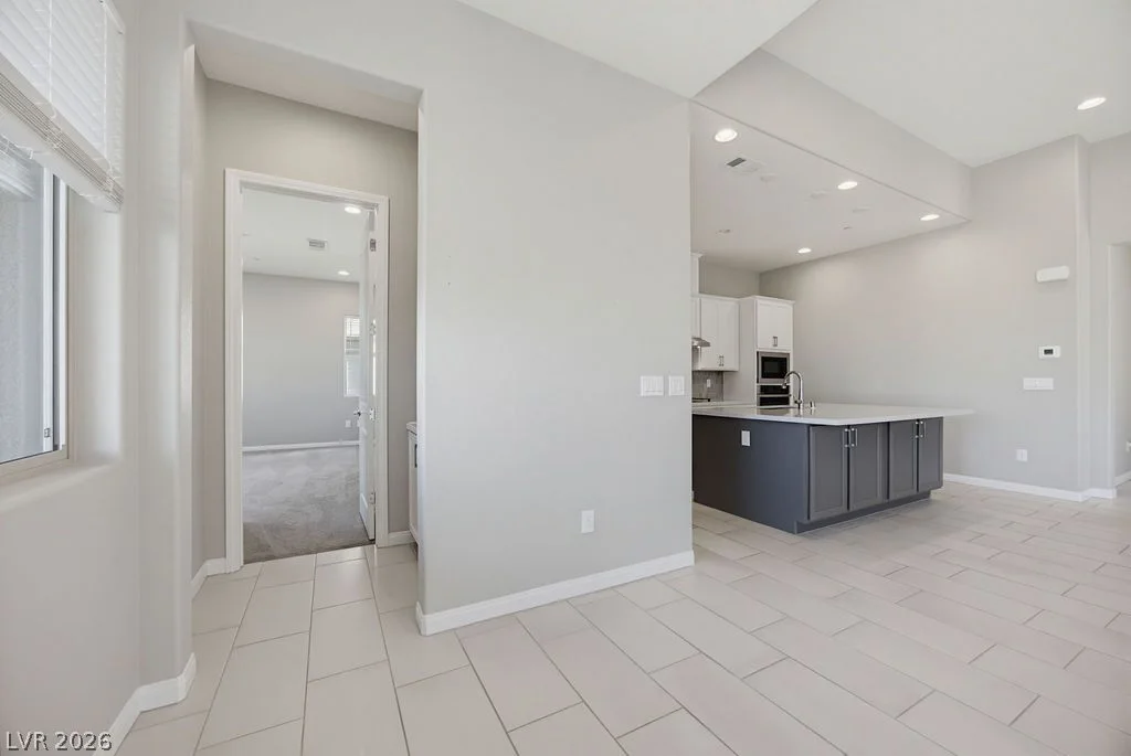 10198 Super Jovian, Las Vegas, NV 89143