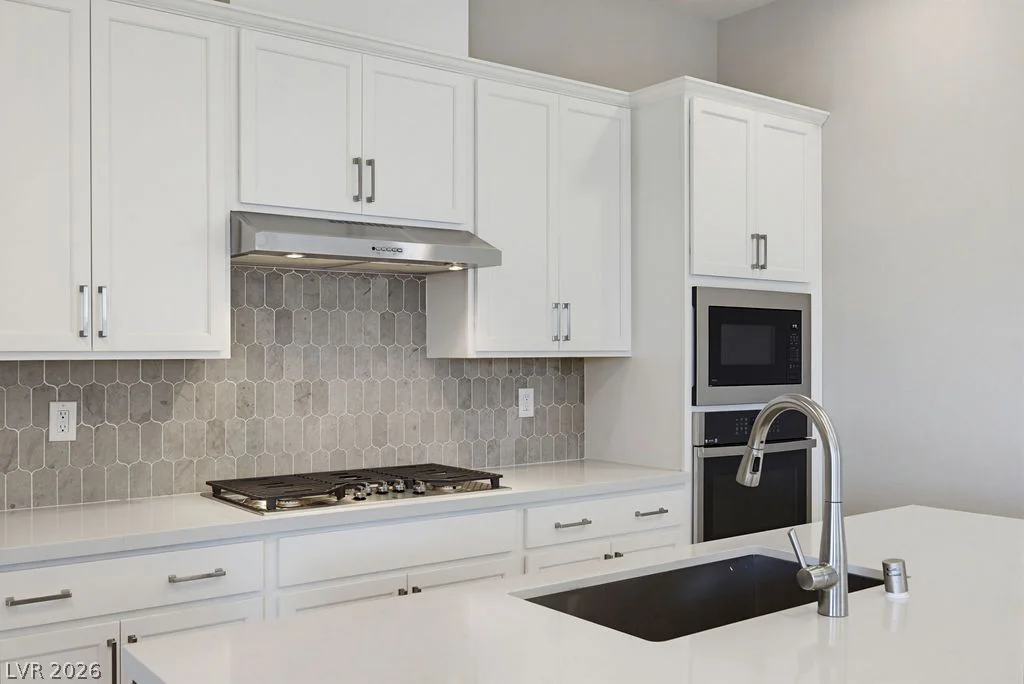 10198 Super Jovian, Las Vegas, NV 89143