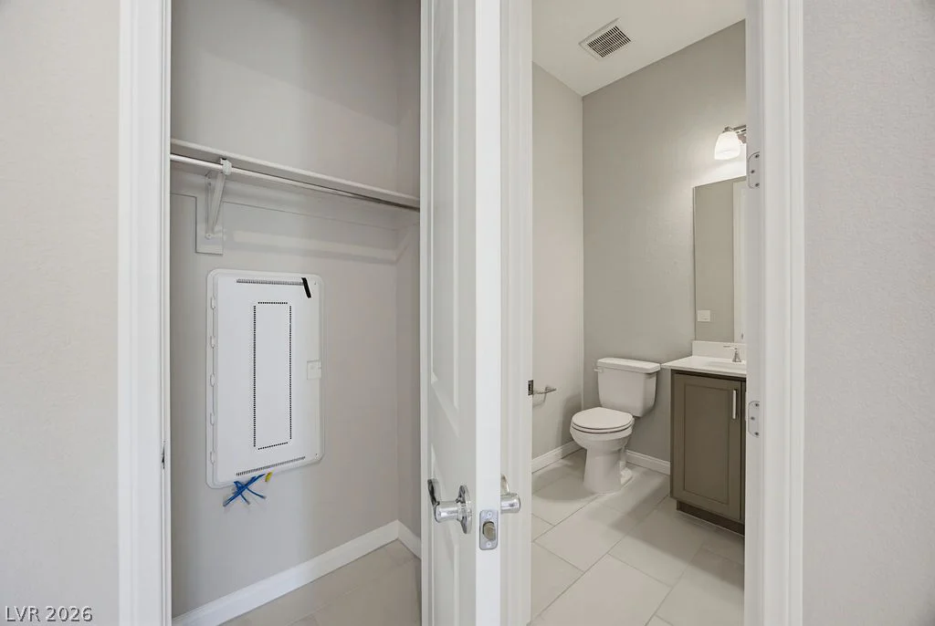 10198 Super Jovian, Las Vegas, NV 89143
