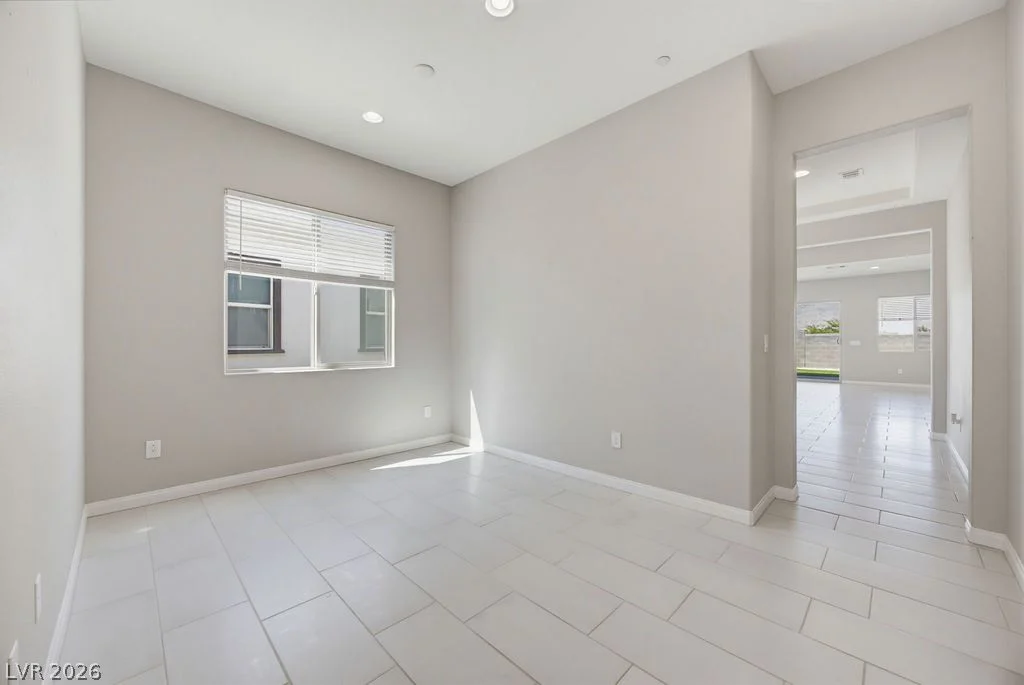 10198 Super Jovian, Las Vegas, NV 89143