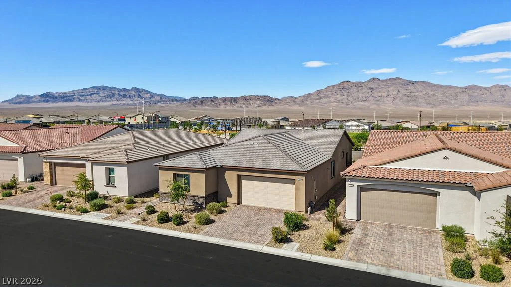 10198 Super Jovian, Las Vegas, NV 89143