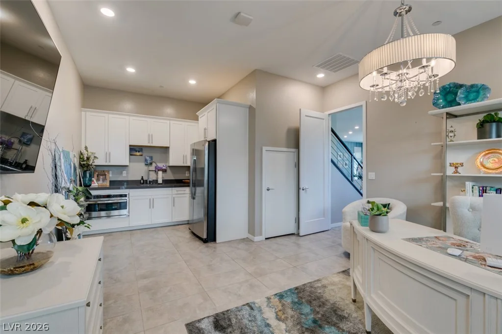 779 Glowing Horizon, Henderson, NV 89052