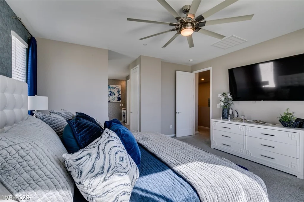 779 Glowing Horizon, Henderson, NV 89052