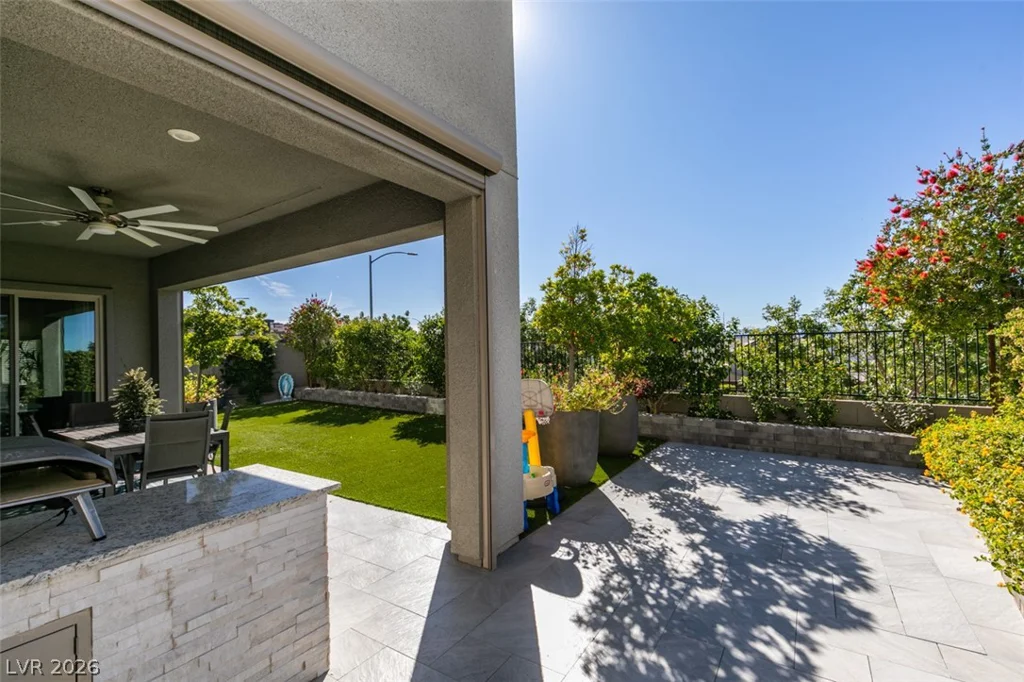 779 Glowing Horizon, Henderson, NV 89052