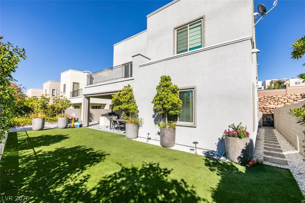 779 Glowing Horizon, Henderson, NV 89052