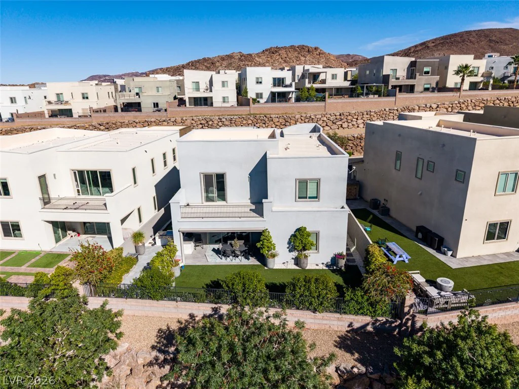 779 Glowing Horizon, Henderson, NV 89052