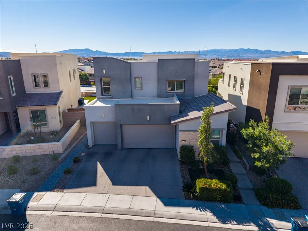 779 Glowing Horizon, Henderson, NV 89052