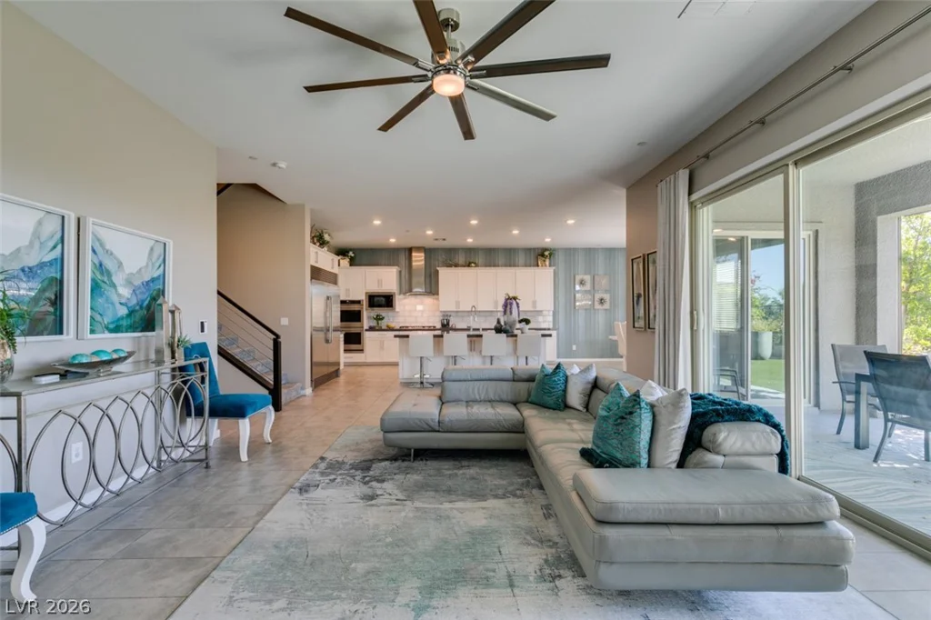 779 Glowing Horizon, Henderson, NV 89052