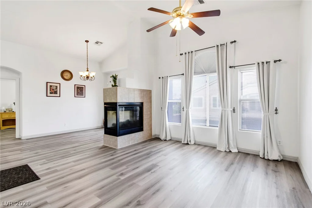 5507 Big Red, Las Vegas, NV 89122