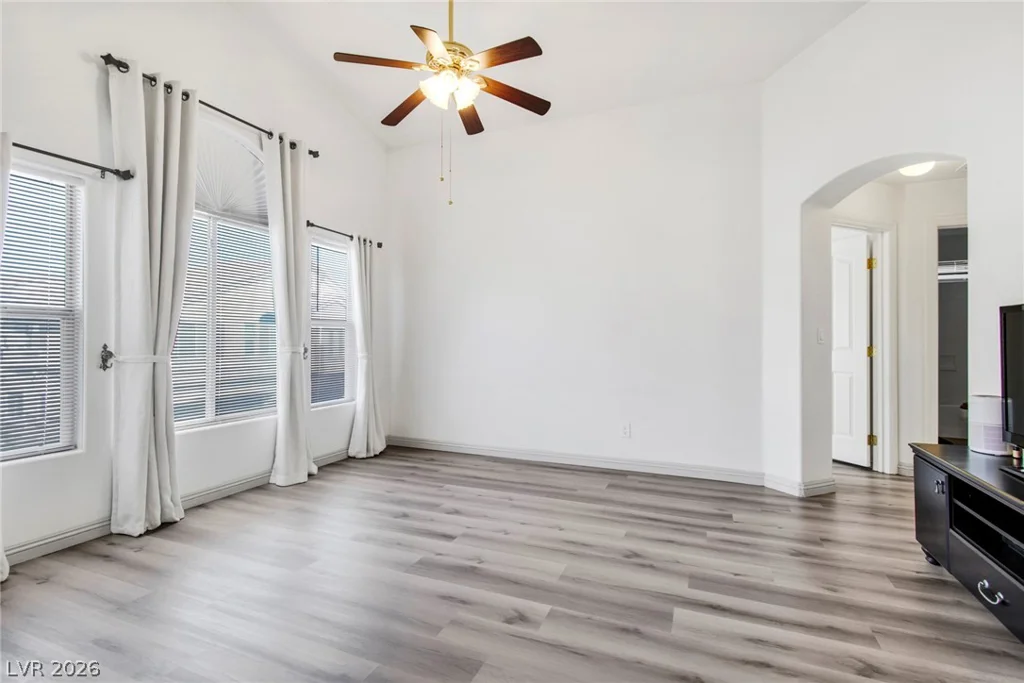 5507 Big Red, Las Vegas, NV 89122