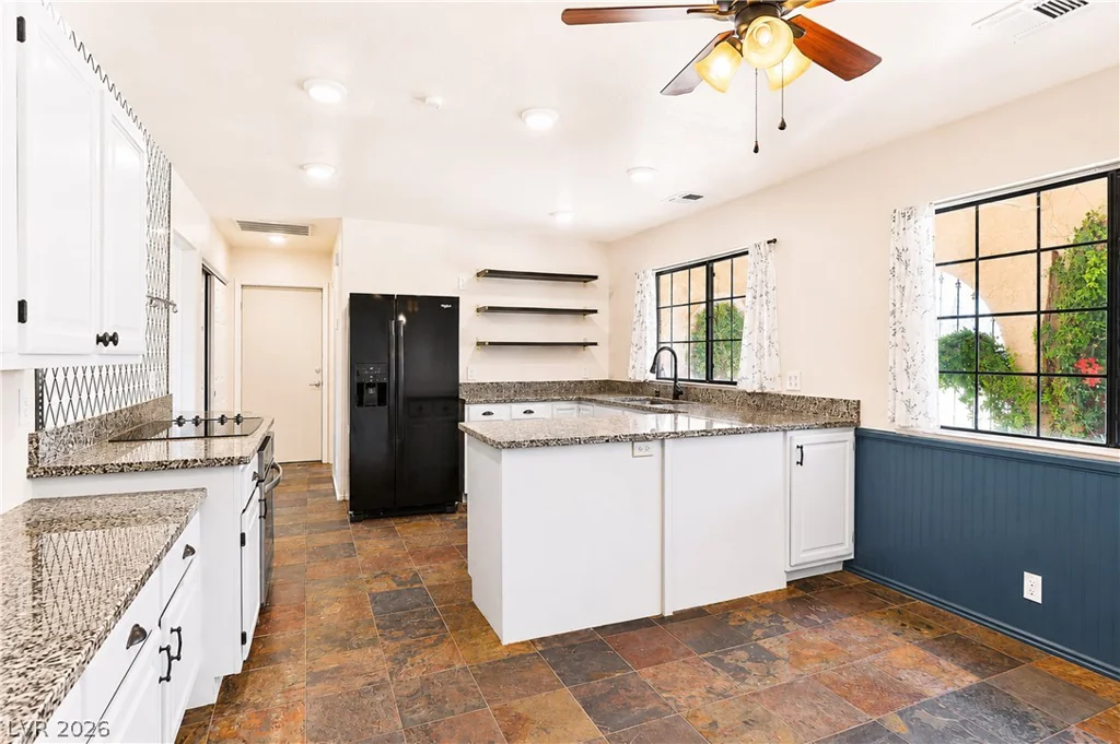 4325 Pebble, Las Vegas, NV 89139