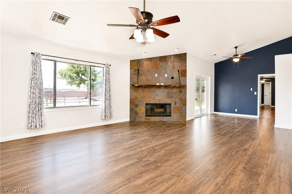 4325 Pebble, Las Vegas, NV 89139