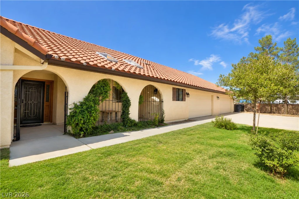 4325 Pebble, Las Vegas, NV 89139