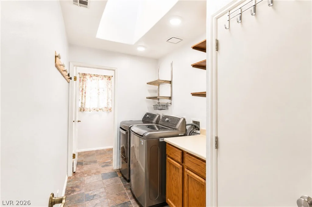 4325 Pebble, Las Vegas, NV 89139