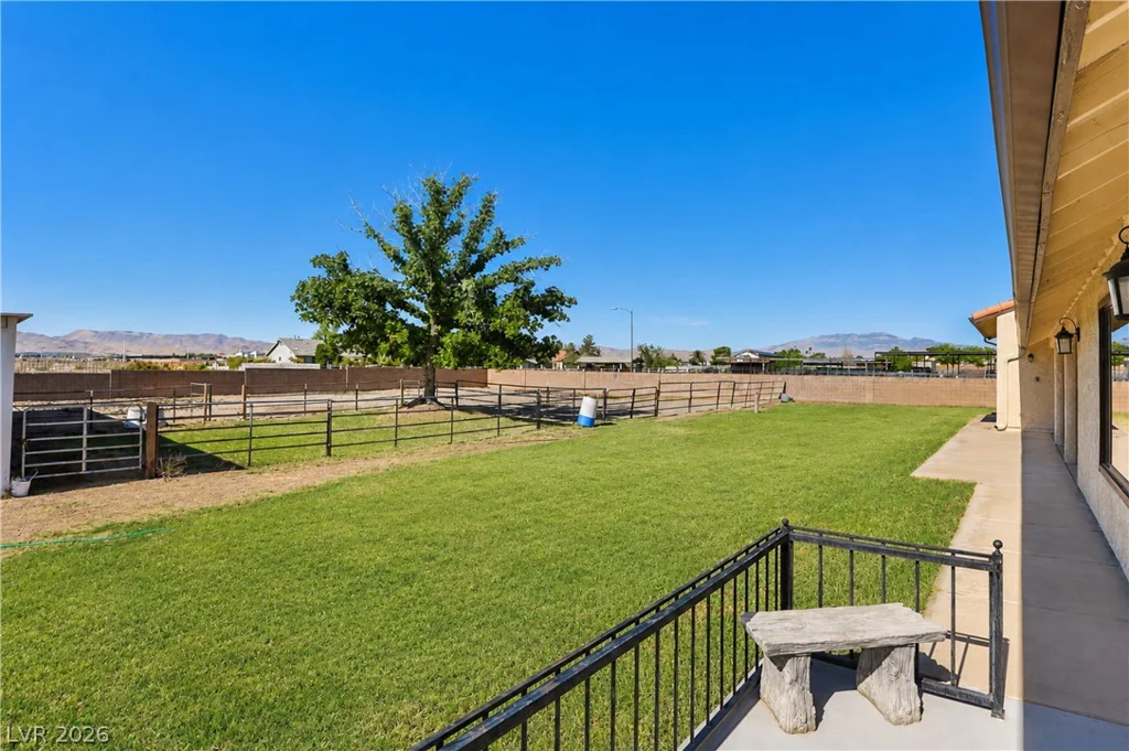 4325 Pebble, Las Vegas, NV 89139