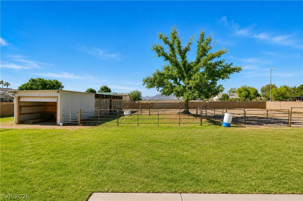 4325 Pebble, Las Vegas, NV 89139