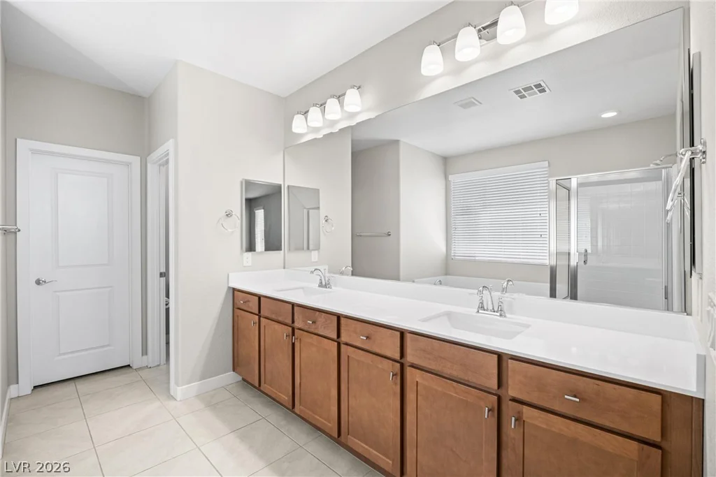 452 Harmony Bay, Las Vegas, NV 89138