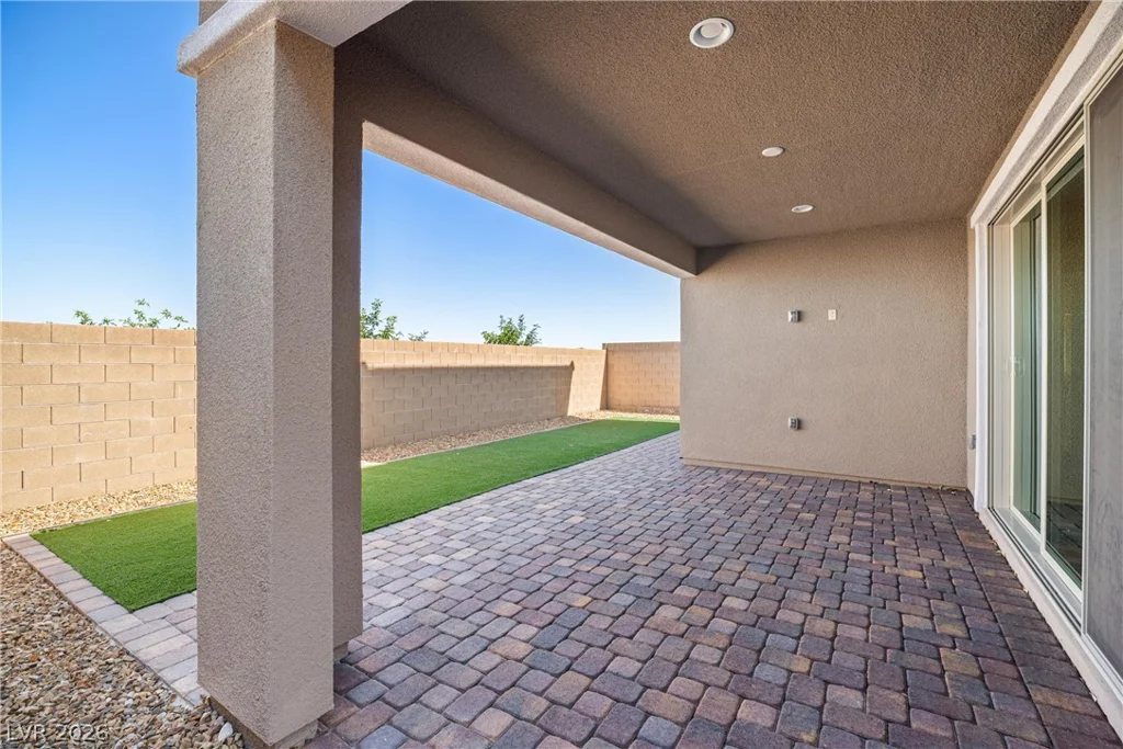 452 Harmony Bay, Las Vegas, NV 89138