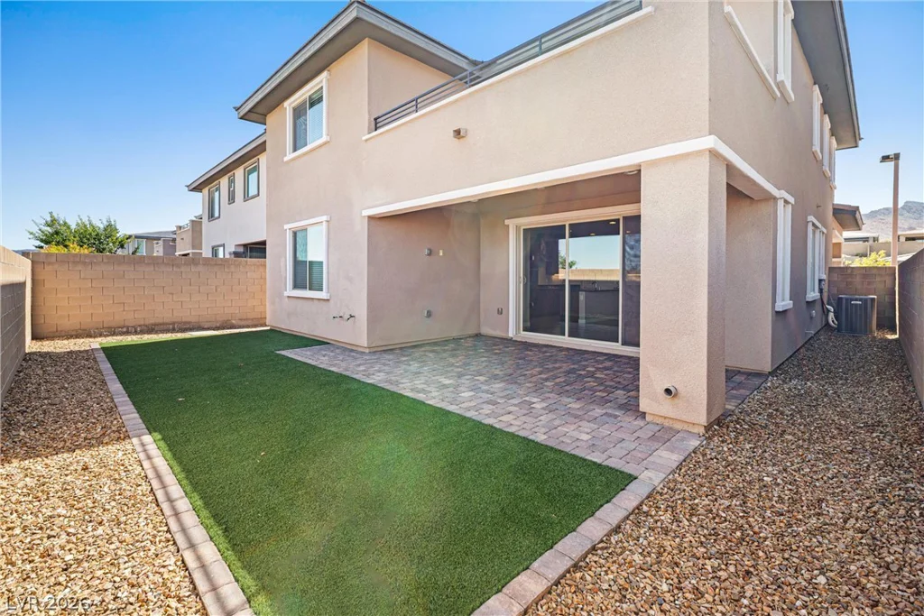 452 Harmony Bay, Las Vegas, NV 89138