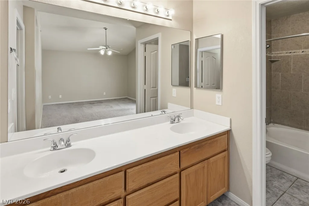 4511 Socrates, North Las Vegas, NV 89031