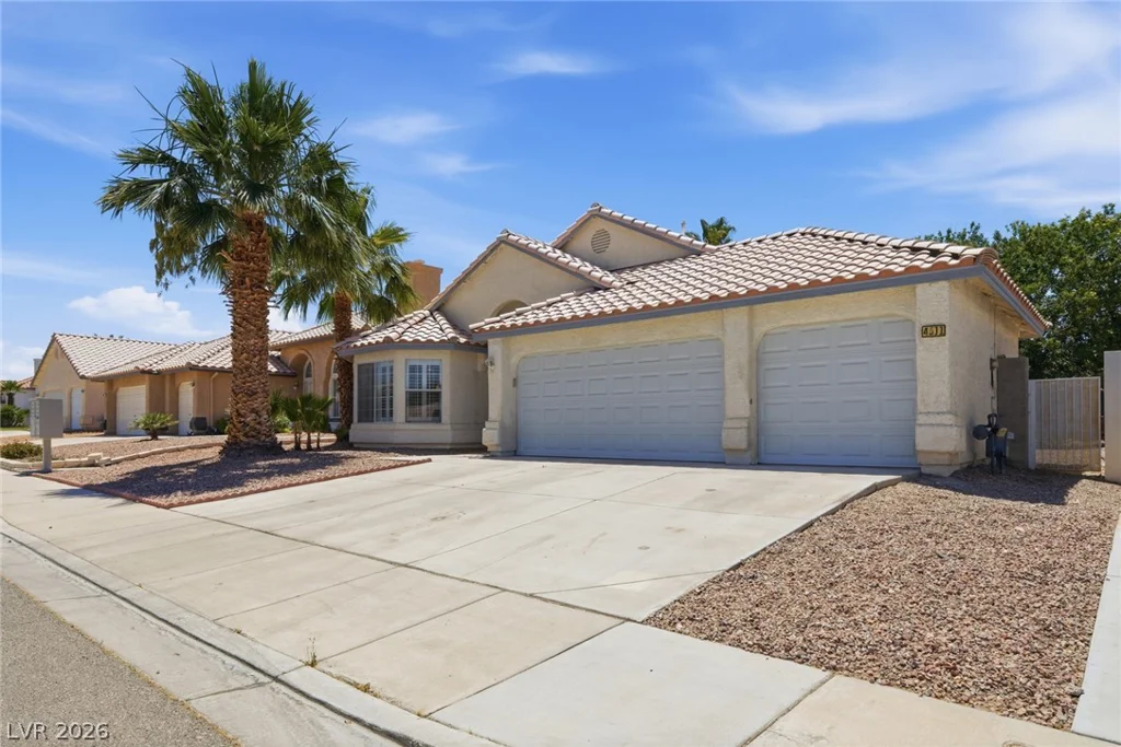 4511 Socrates, North Las Vegas, NV 89031