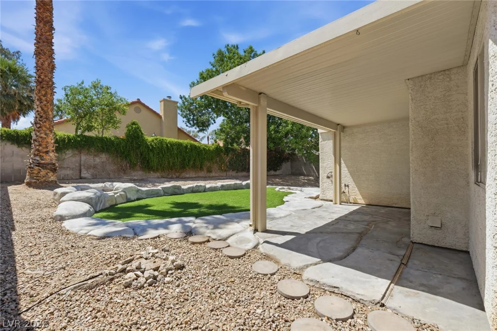 4511 Socrates, North Las Vegas, NV 89031