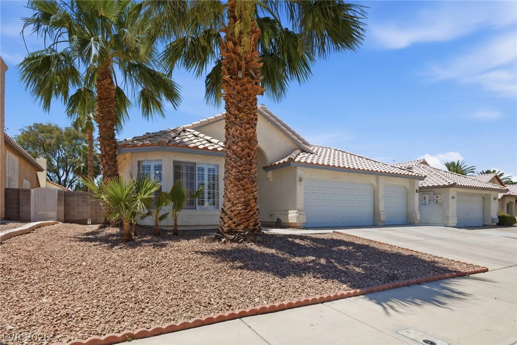 4511 Socrates, North Las Vegas, NV 89031