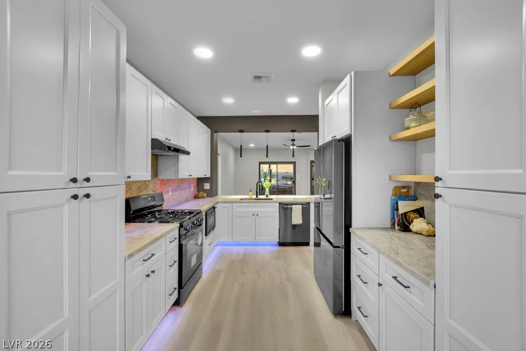 1851 Cypress Greens, Henderson, NV 89012