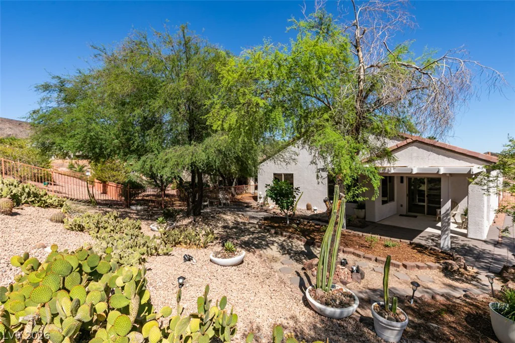 1851 Cypress Greens, Henderson, NV 89012