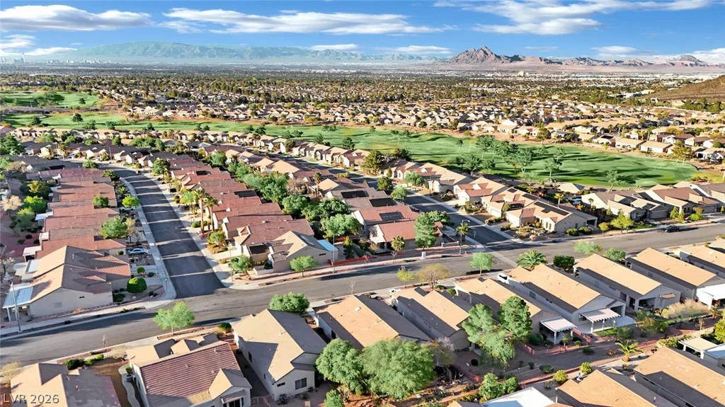 1851 Cypress Greens, Henderson, NV 89012