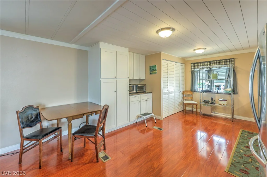 3472 Katmai, Las Vegas, NV 89122