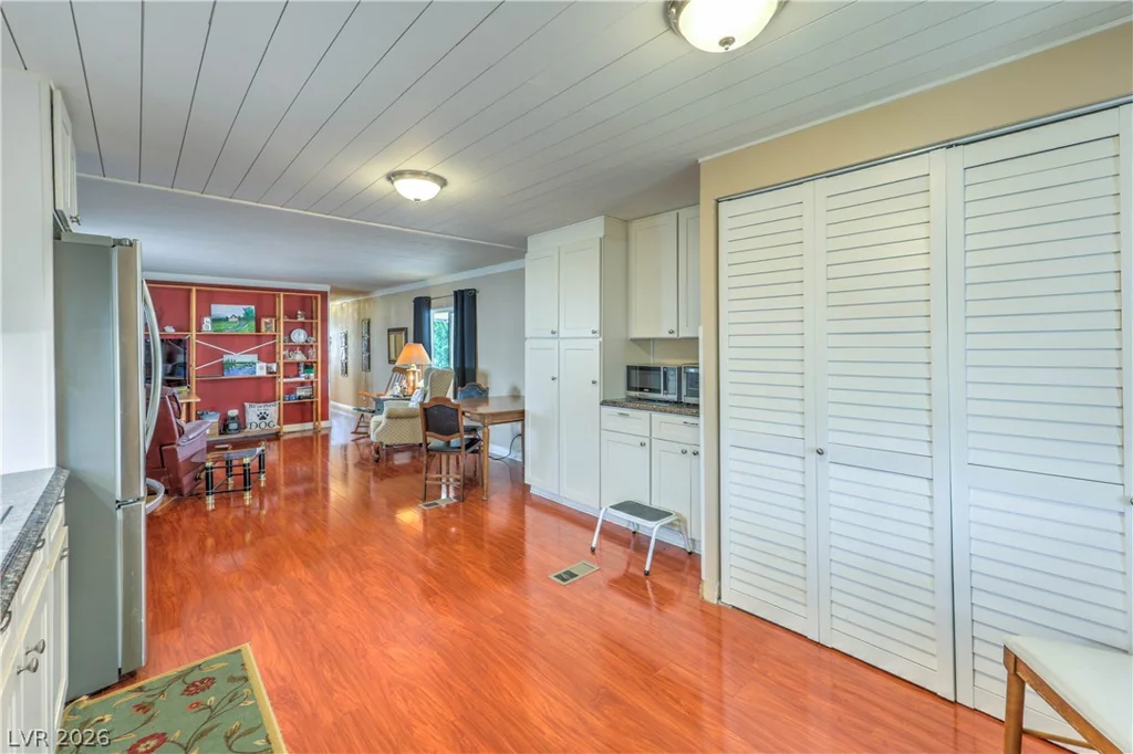 3472 Katmai, Las Vegas, NV 89122