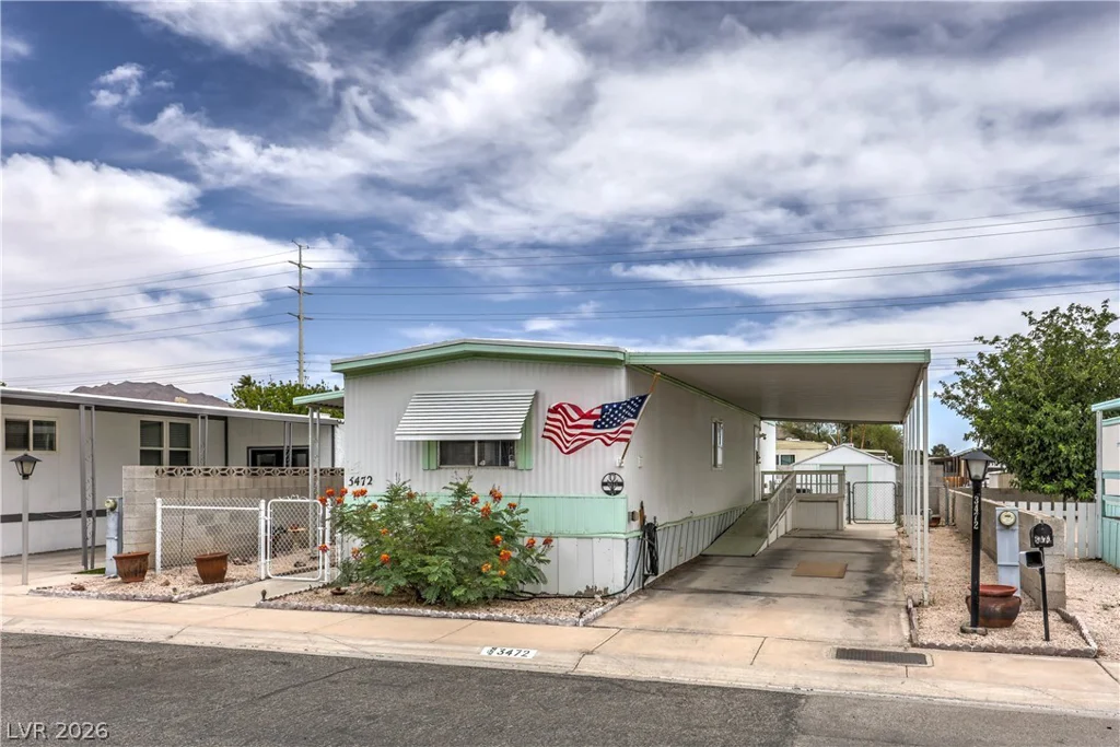 3472 Katmai, Las Vegas, NV 89122