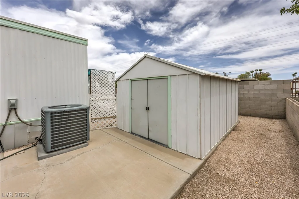 3472 Katmai, Las Vegas, NV 89122