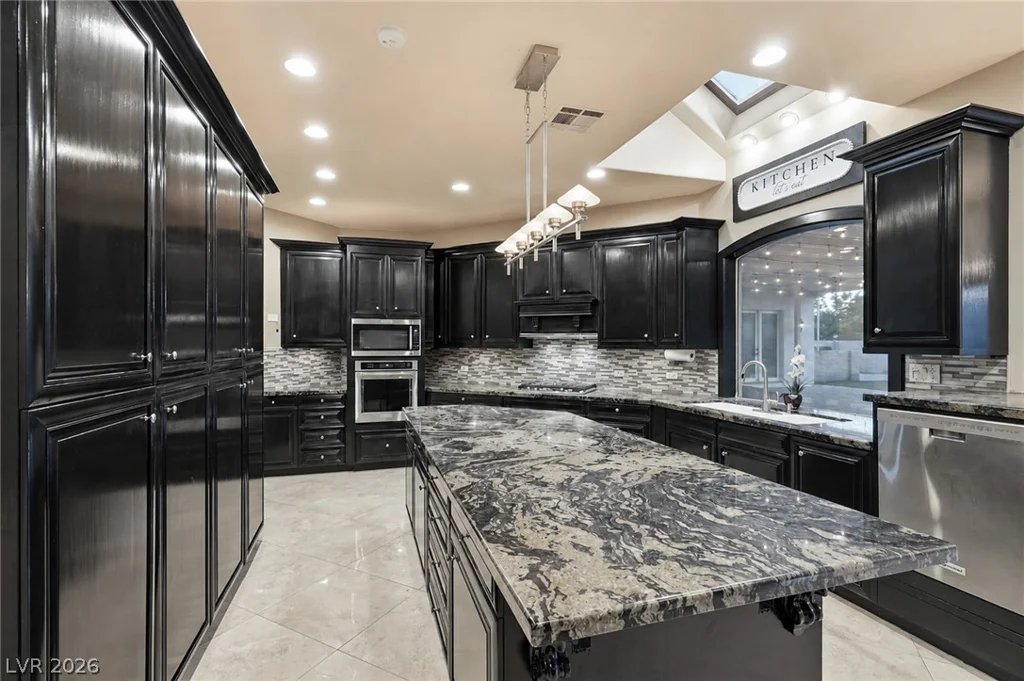 7751 Radcliff, Las Vegas, NV 89123