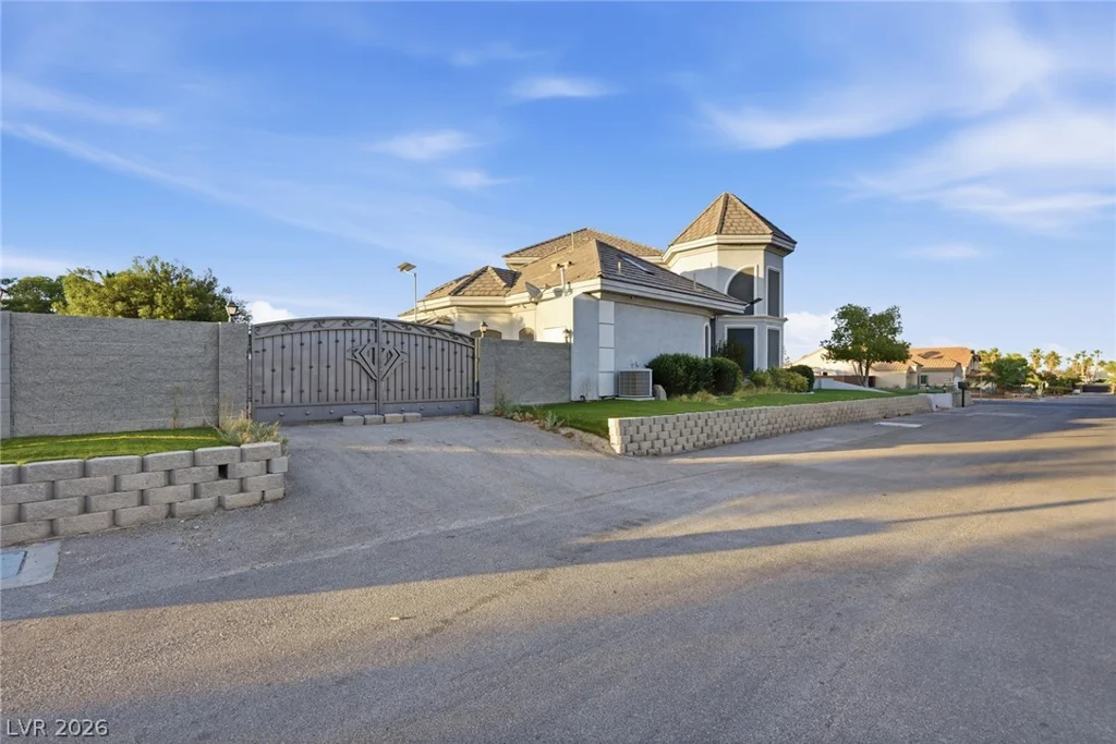 7751 Radcliff, Las Vegas, NV 89123