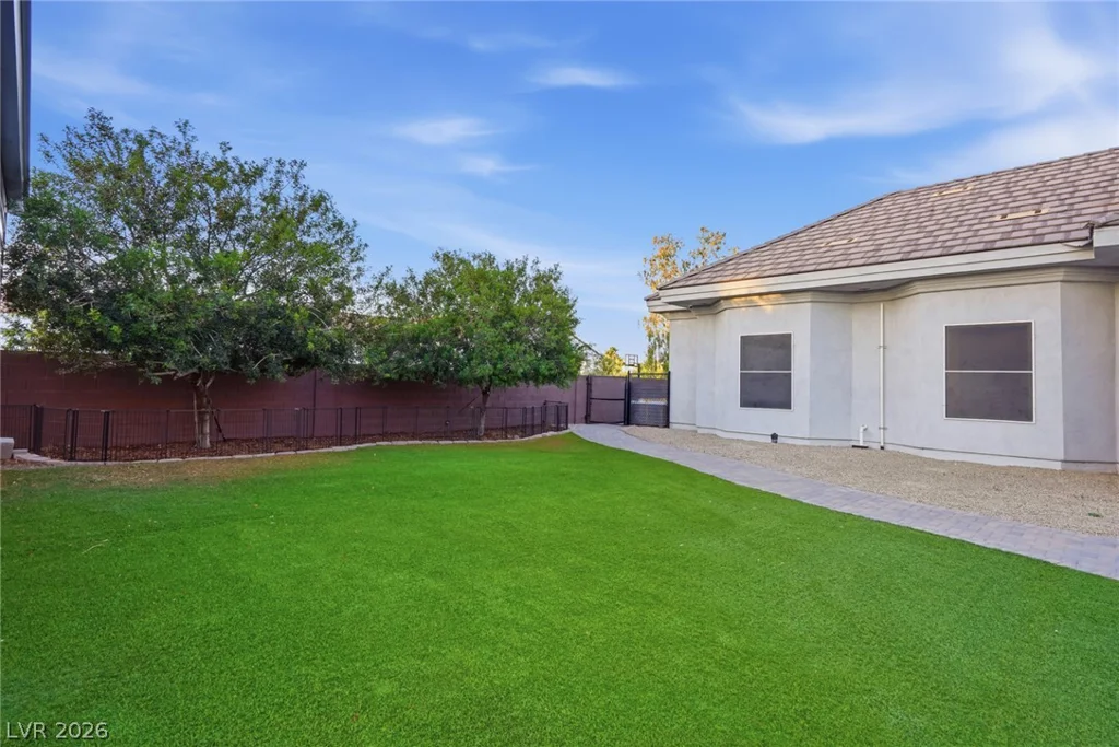 7751 Radcliff, Las Vegas, NV 89123