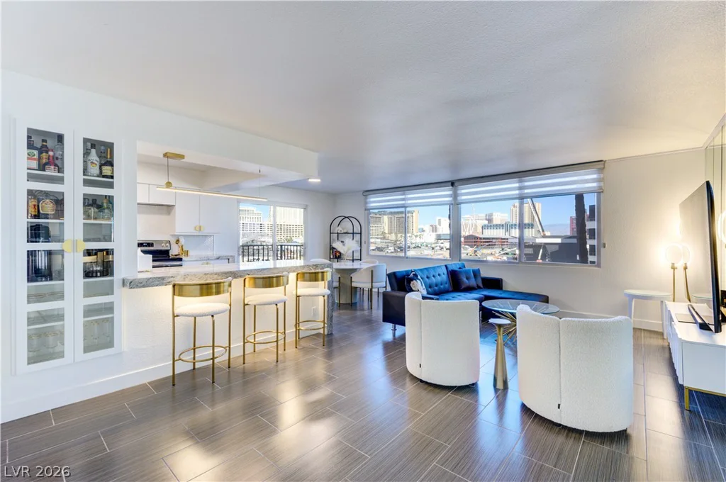 205 Harmon, Las Vegas, NV 89169
