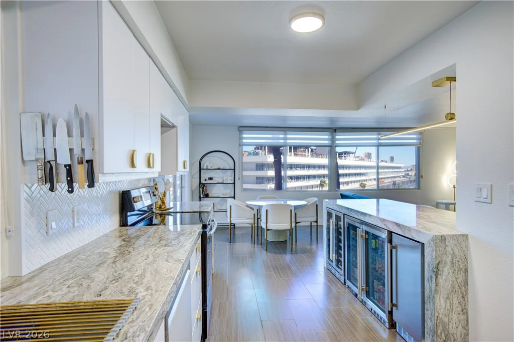 205 Harmon, Las Vegas, NV 89169