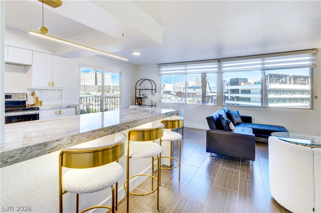 205 Harmon, Las Vegas, NV 89169